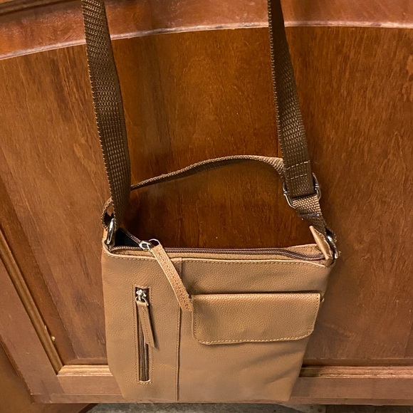 Tan Leather Messenger Bag / Crossbody - Picture 2 of 11